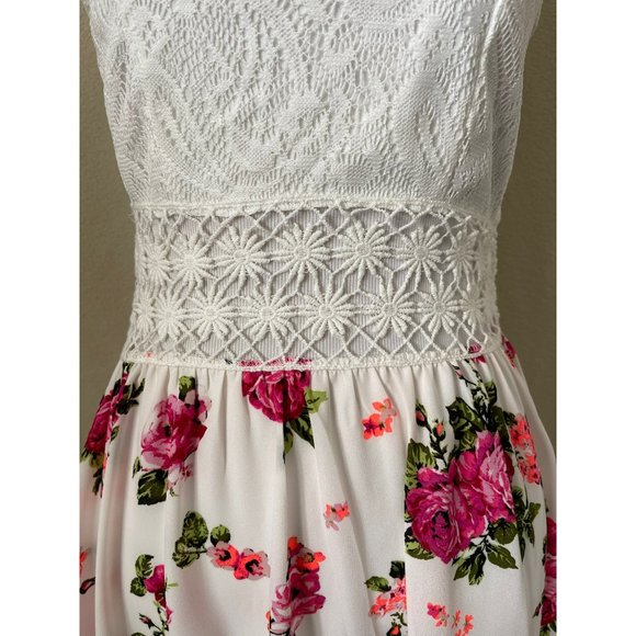 Rue 21 Creamy White Lace Top Floral lace & Colorful Floral Bottom Sleeveless Sun - Picture 3 of 14